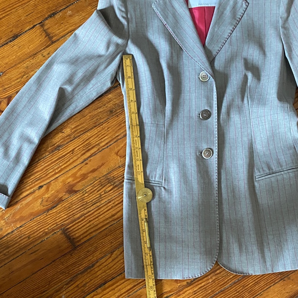Vintage 1990s Moschino Couture Light Gray with Pink Pinstripe Blazer - Picture 8 of 12